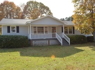 791 Hermitage Pond Rd, Camden, SC 29020