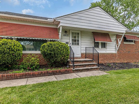 3rd image of 6833 Maplewood Rd