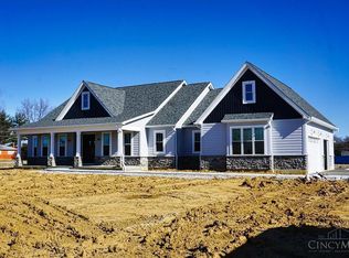 8684 Schlottman Rd, Maineville, OH 45039