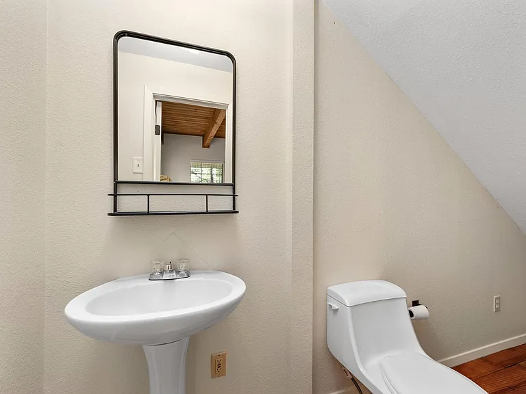 15002 Mettle Dr — Photo 13
