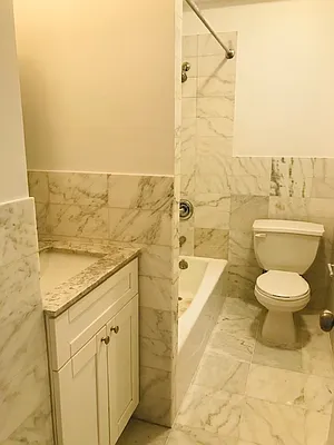 Rented by Oxford Property Group | media 9