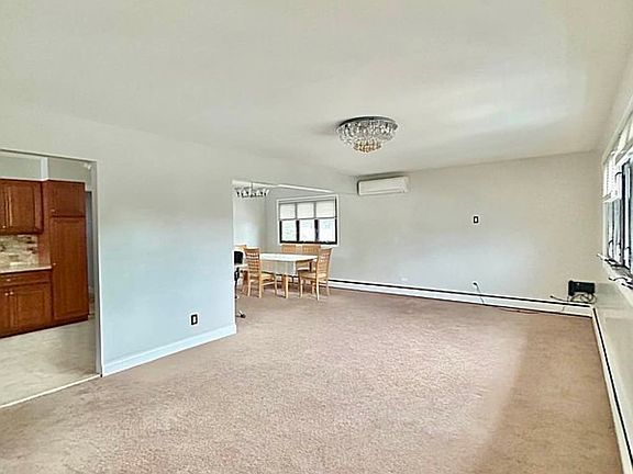 3rd image of 81-04 153rd Ave #2