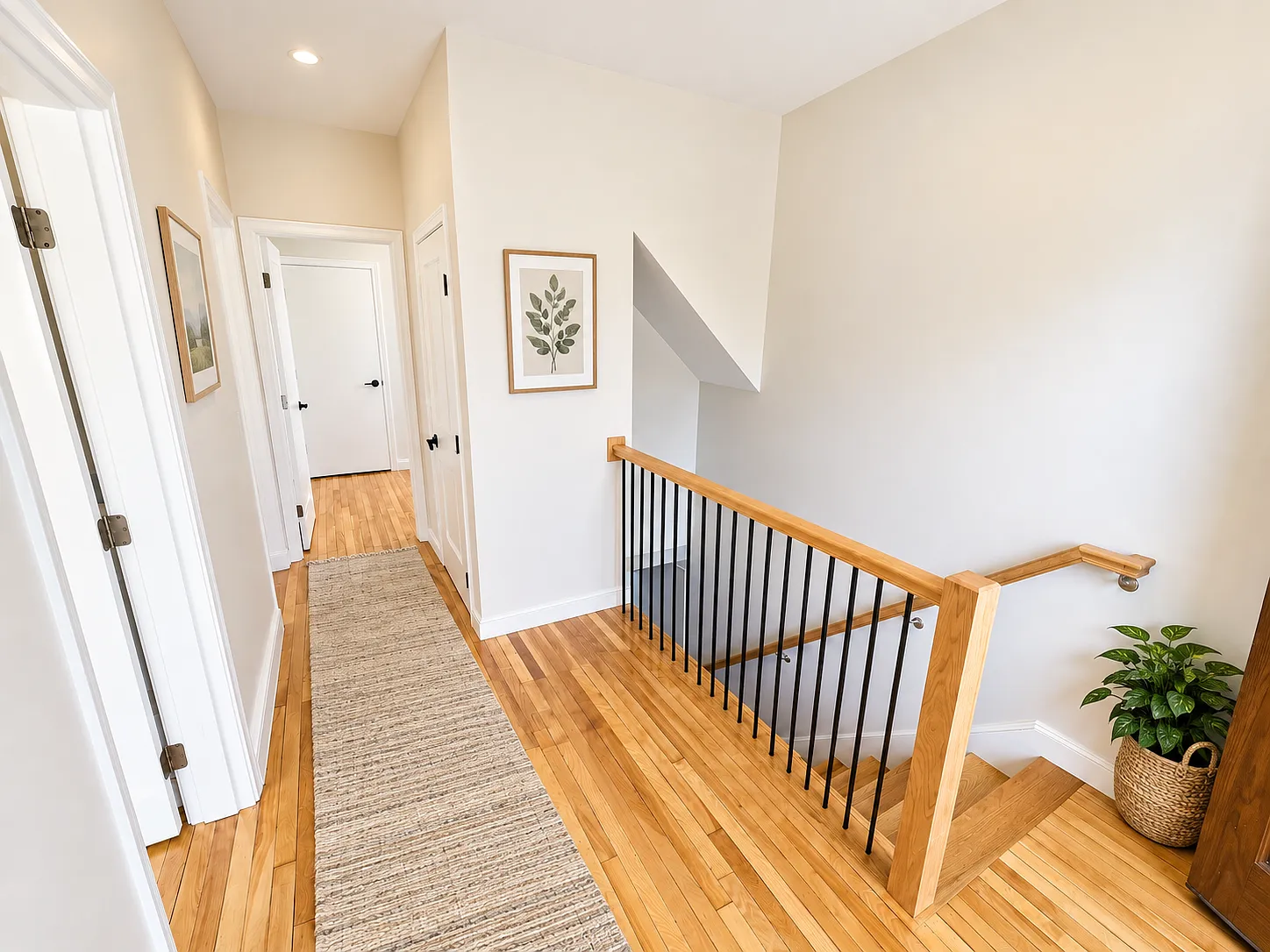 5 bed, 1400 sqft, $7,295 — Photo 2