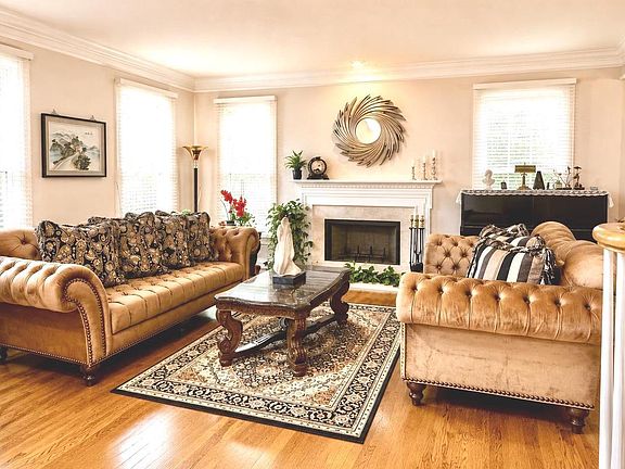 5th image of 15 Oxford Way