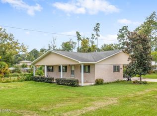 815 5th St, Chipley, FL 32428