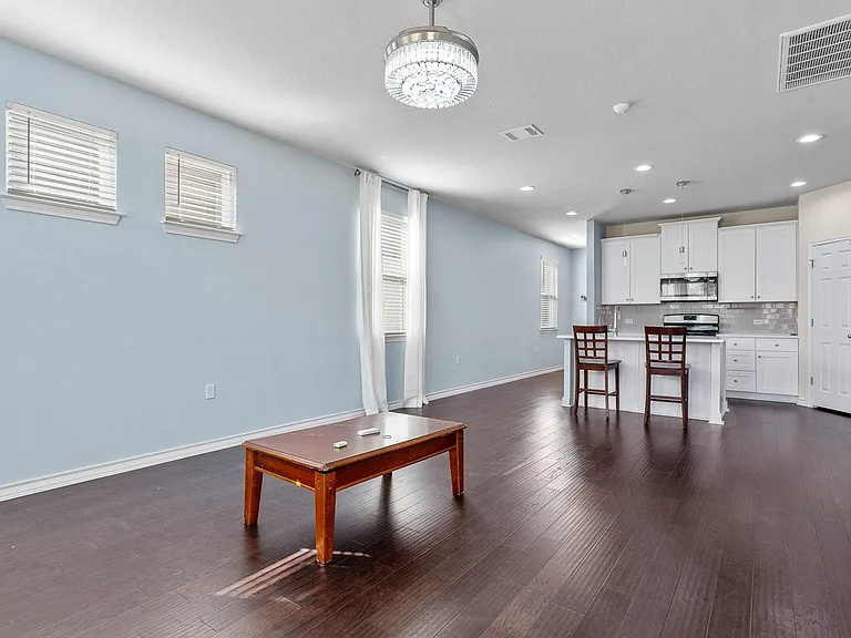 12104 Cimaizon Dr — Photo 20