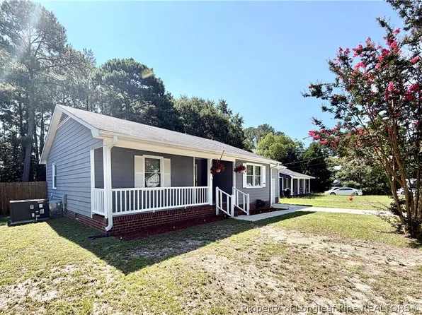 5122 Double Oaks Dr, Fayetteville, NC 28306
