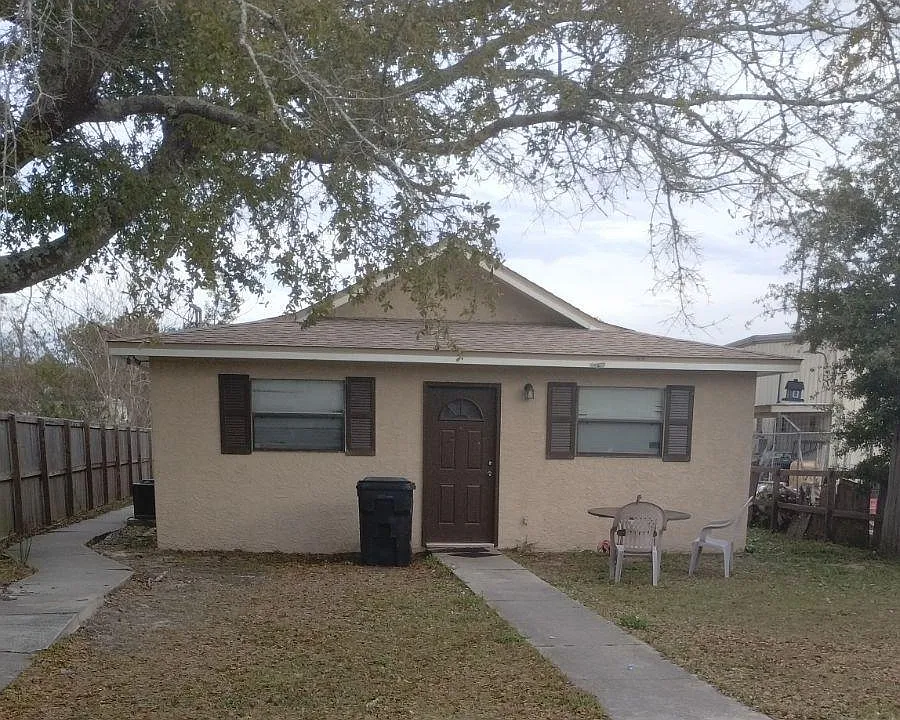 1110 Sheffield Ave