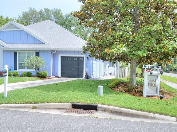 2nd image of 2069 Village Ln