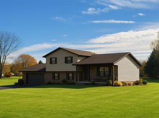 130 James Cir, New Castle, PA 16102