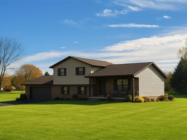 130 James Cir, New Castle, PA 16102