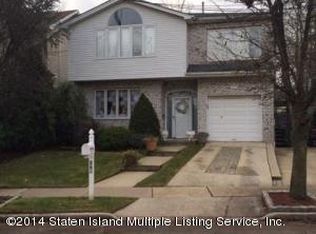 262 Bethel Ave, Staten Island, NY 10307