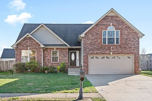 3565 Southwood Dr Photo 1