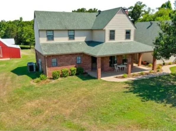 5982 Bobwhite Rd, Gilmer, TX 75645
