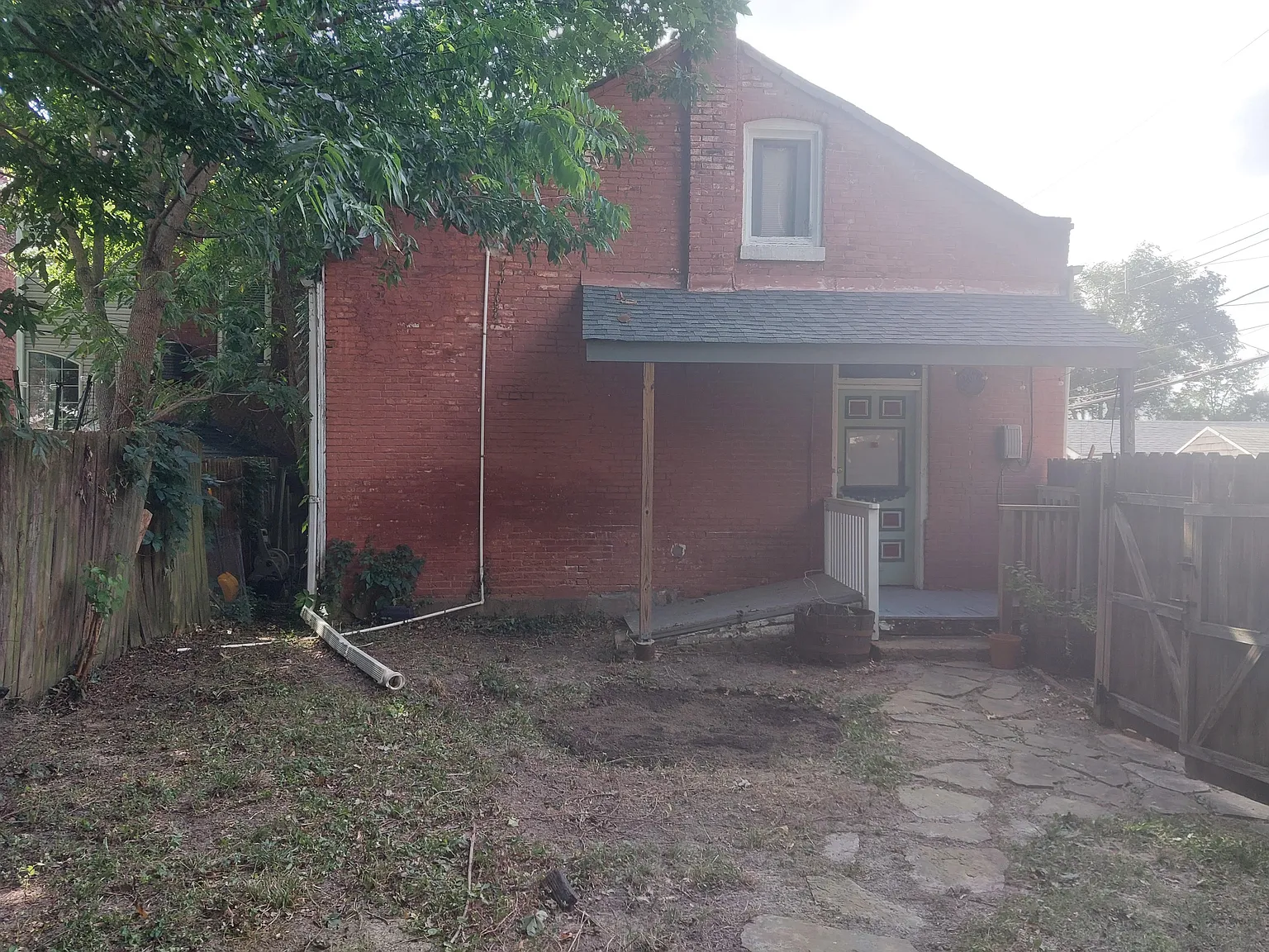 1 bed, 950 sqft, $1,150 — Photo 1