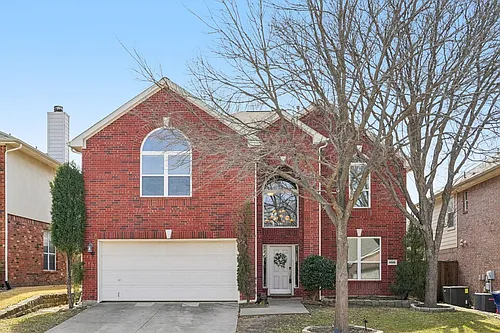5825 Shetland Cir Photo 1