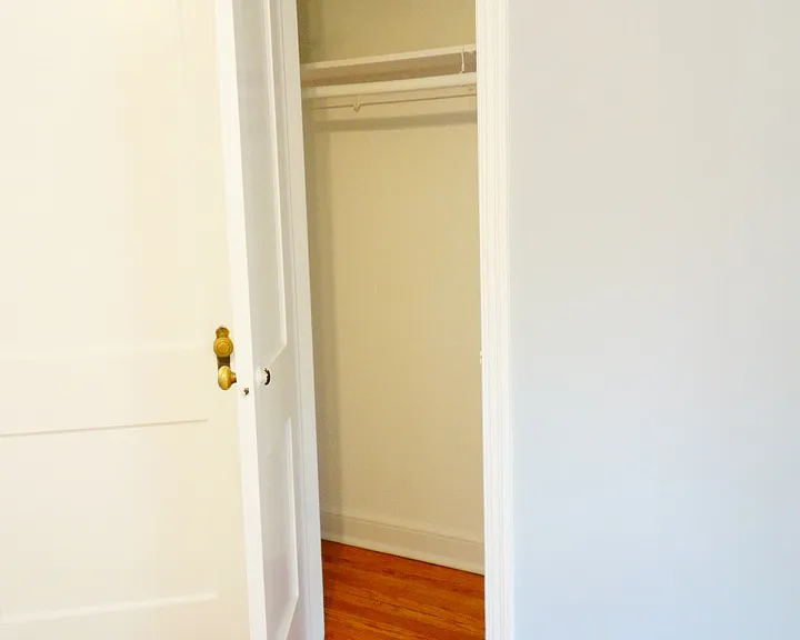 8210 Greenwood Ave — Photo 37