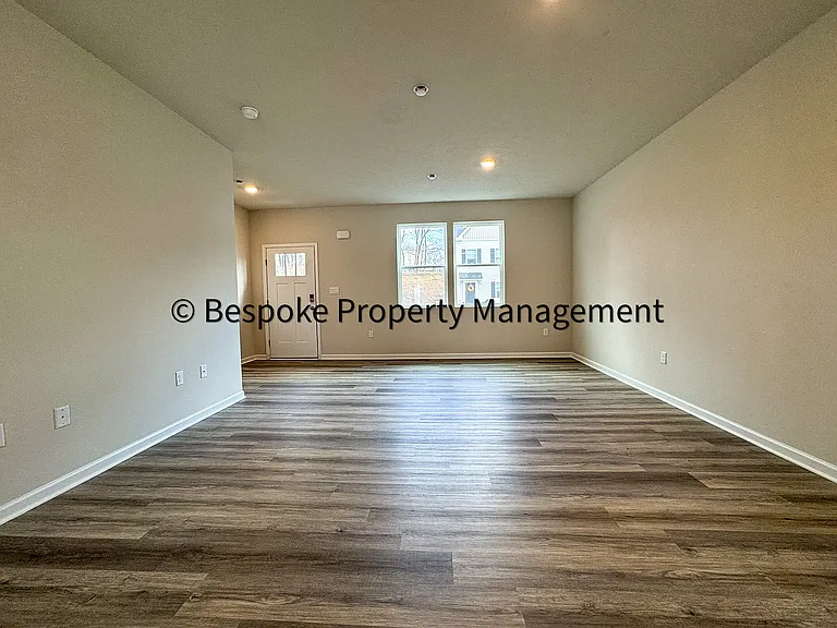761 Mulligan Ct — Photo 5