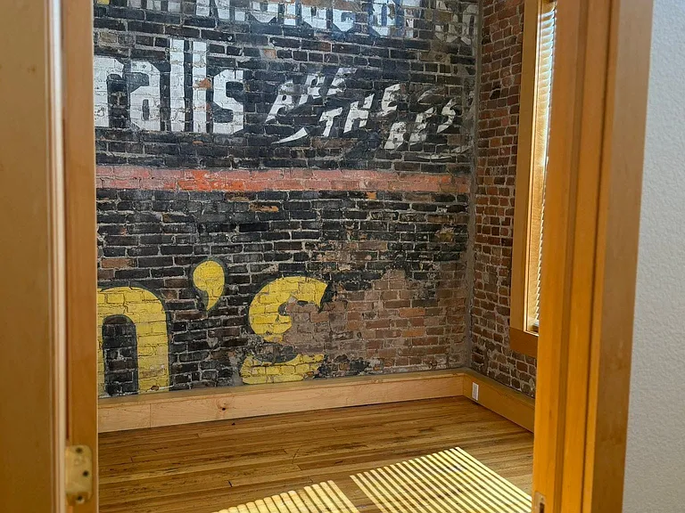 120 S Main St #1 — Photo 3