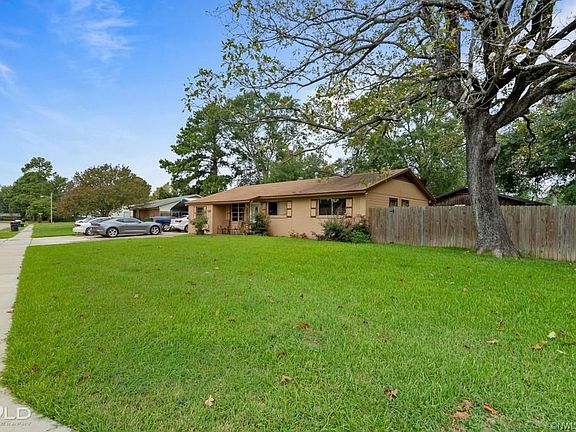 4th image of 3020 Gaywood St