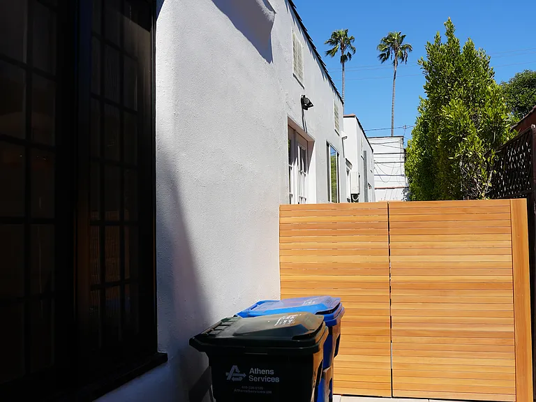 1020 N La Jolla Ave #1020 — Photo 42