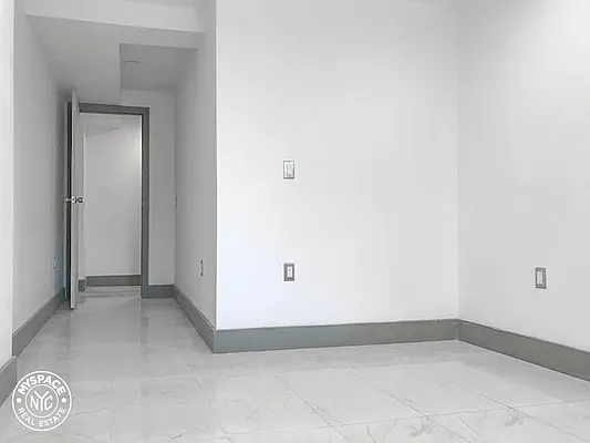 Rented by MySpaceNYC | media 11