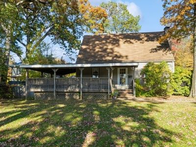 123 Main St, Succasunna, NJ, 07876