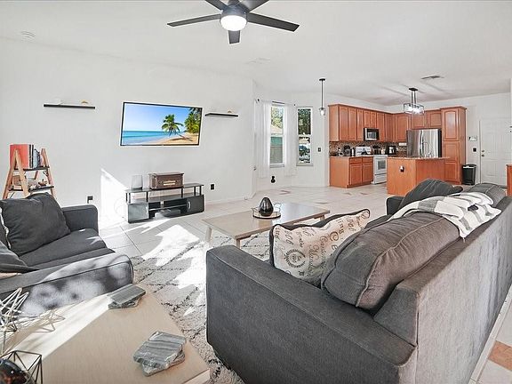 4th image of 1258 Snug Harbor Drive