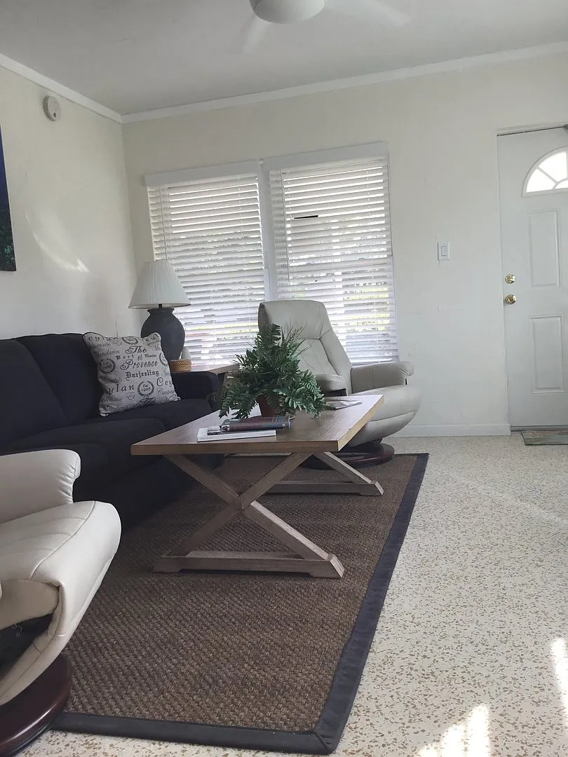 2BR/2BA Venice Island Duplex — Photo 3