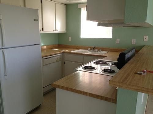 4th image of 2233 Exeter Dr APT B