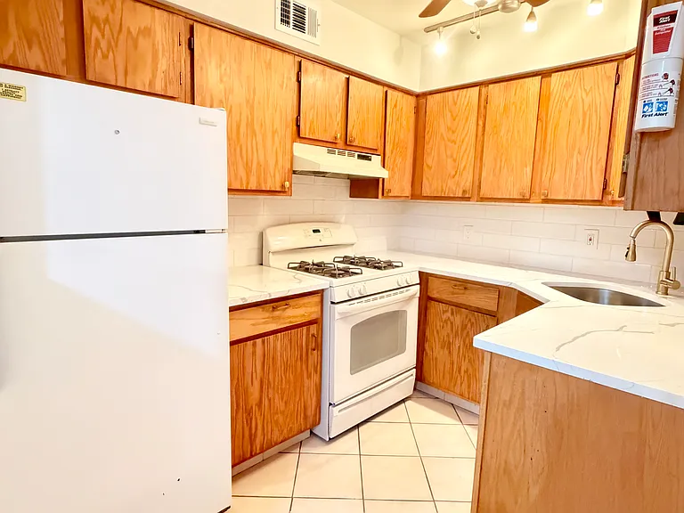 1242 N Broad St #A — Photo 3