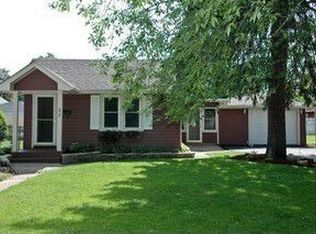 25 S Clifton Ave, Elgin, IL 60123