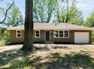 603 NE Darwin St, Lees Summit, MO 64063