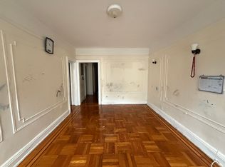 41-42 44th St #D, Sunnyside, NY 11104