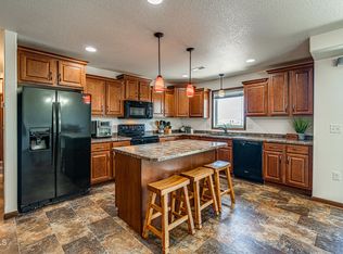 1403 Sharloh Loop UNIT 12, Bismarck, ND 58501