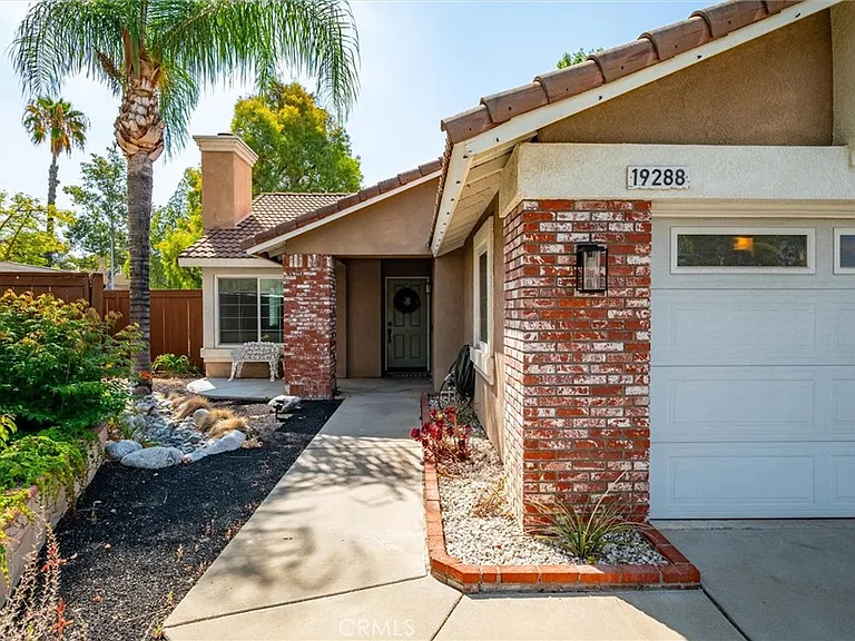 19288 White Dove Ln — Photo 4