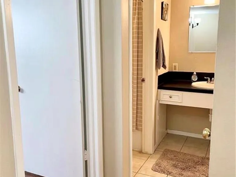 2515 Shakespeare St #5 — Photo 12