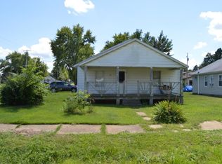 100 W Burley St, Valier, IL 62891