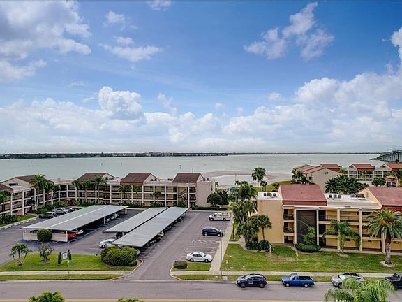 4th image of 851 Bayway Blvd APT 703