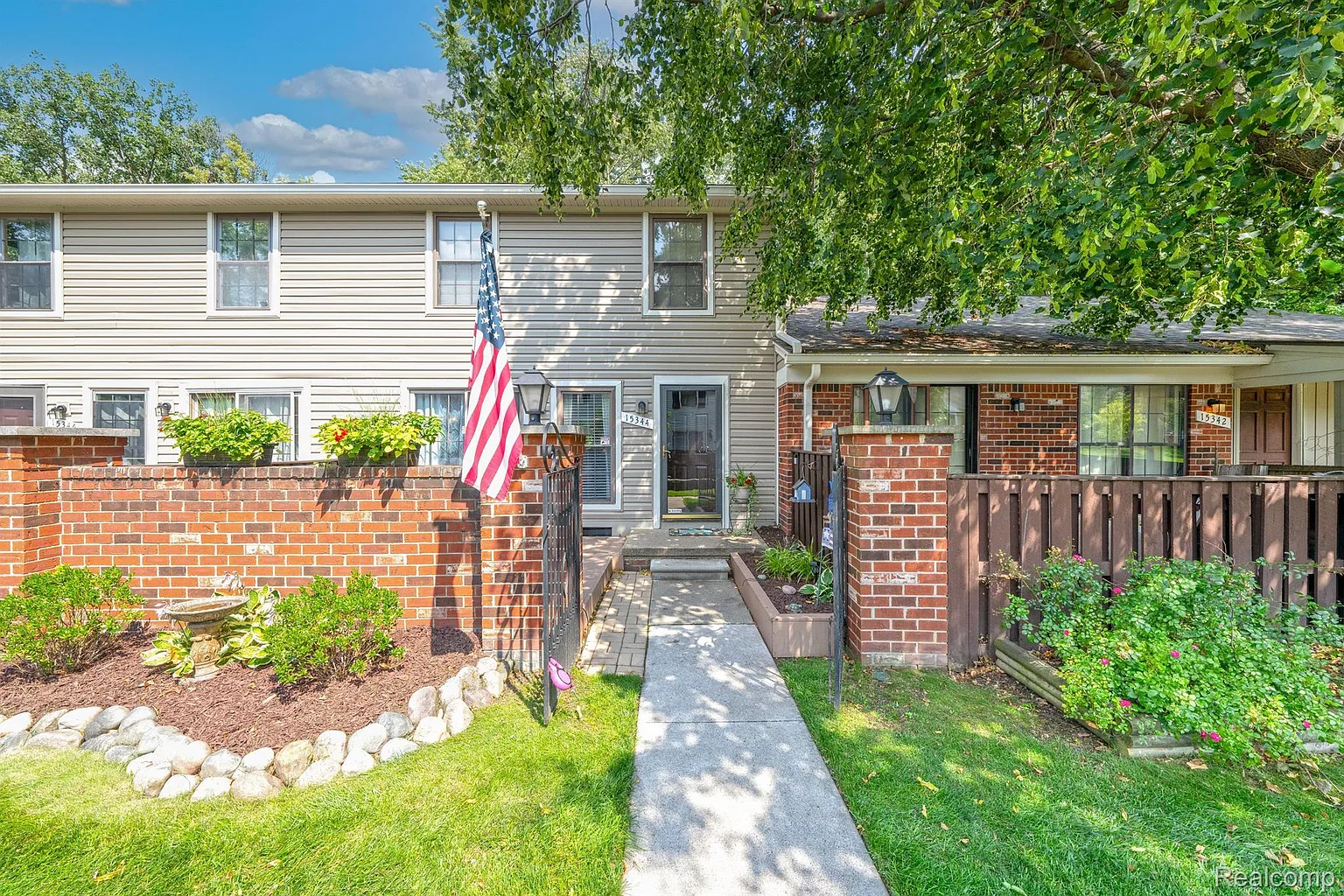 15344 Renshaw Dr photo 1