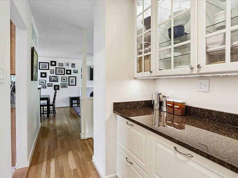 200 Belton Rd — Photo 15