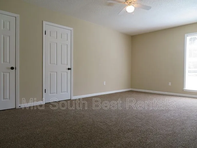 4321 Crescent Park Dr — Photo 8