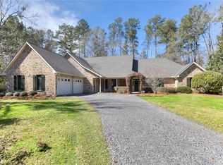 17237 Saint Gertrude Dr, Covington, LA 70435