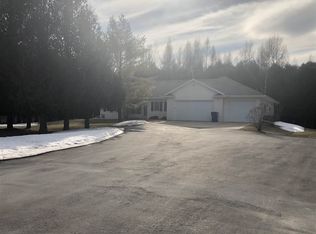N2545 Church Rd, Kewaunee, WI 54216