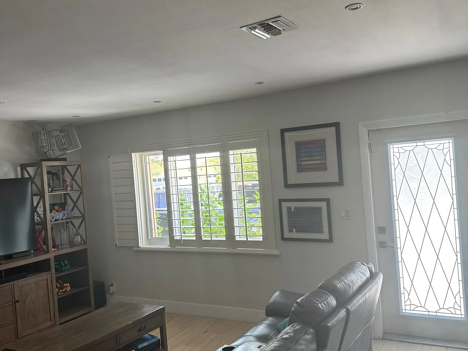 338 Oak St — Photo 2