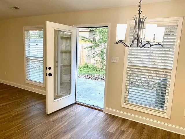 349 Franklin Meadows Way — Photo 8