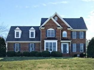 2209 Stonerose Cir, Raleigh, NC 27606