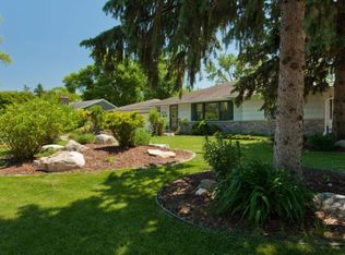 5021 60th St W, Edina, MN 55436