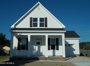 122 Meadow Ridge Ln, Coinjock, NC 27923