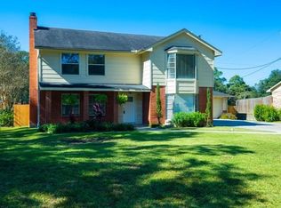 19203 Casper Dr, Spring, TX 77373